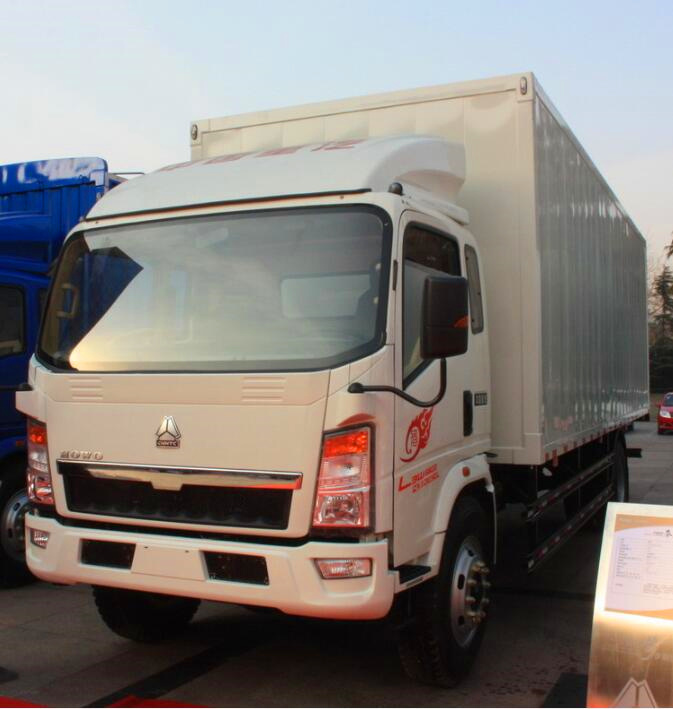 中国重汽HOWO 悍将 160马力 4X2 厢式载货车(ZZ5167XXYG5615C1)3